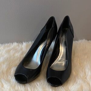 Style & Co. Black Peep-Toe Heels